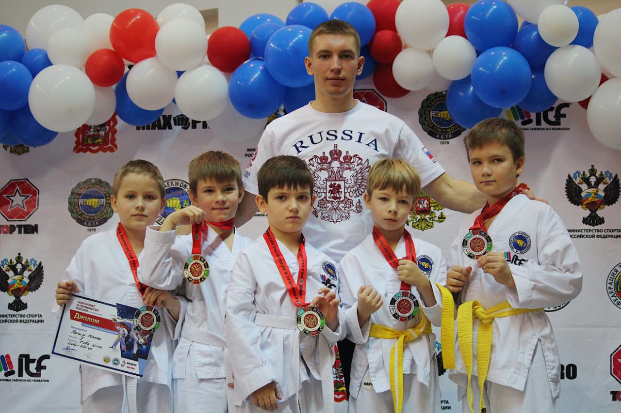 Леонов Александр Сергеевич, Инструктор Таеквон-До