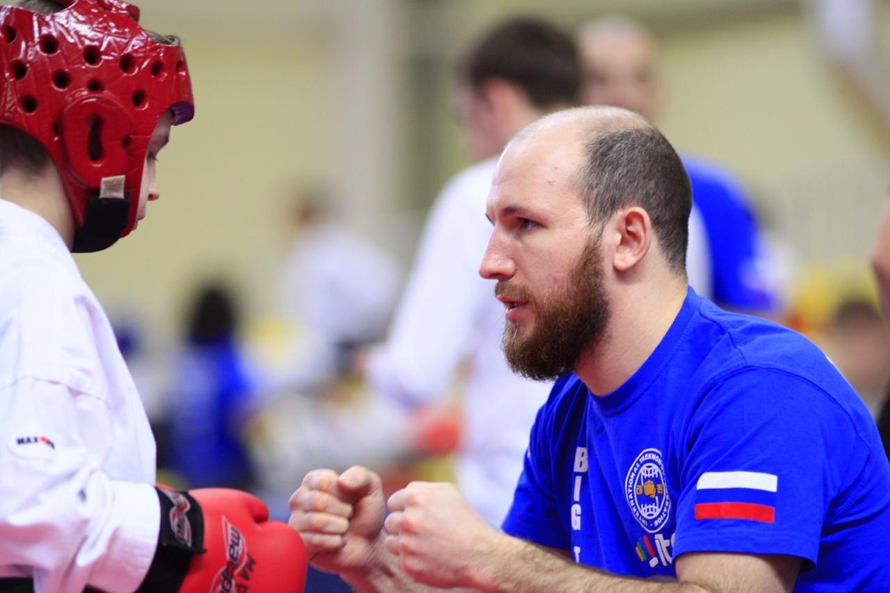 Леонов Александр Сергеевич, Инструктор Таеквон-До